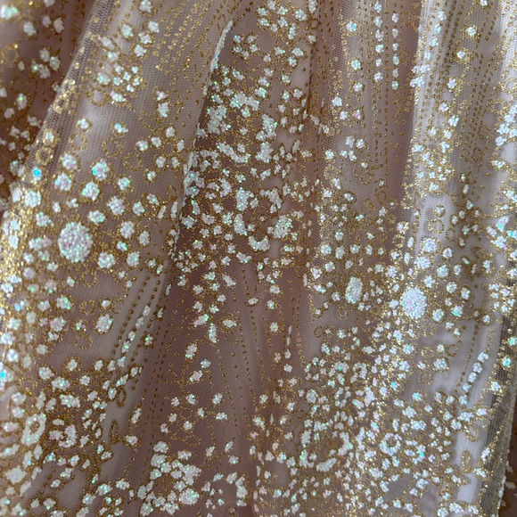 Hello Molly dress - Picture 2 of 5